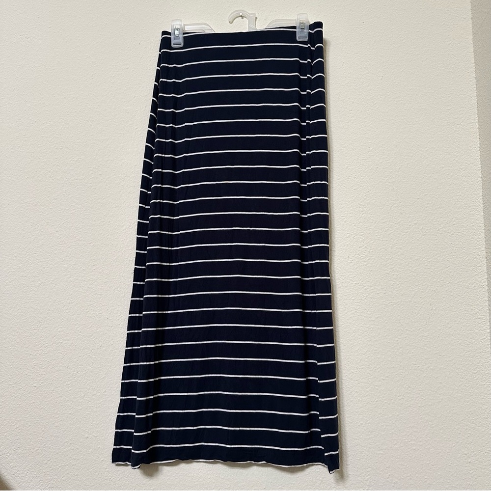 Old Navy Navy Blue and White Striped Maxi Skirt